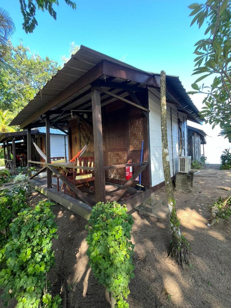 The Station Tioman Hotel Kampong Ayer Batang ภายนอก รูปภาพ
